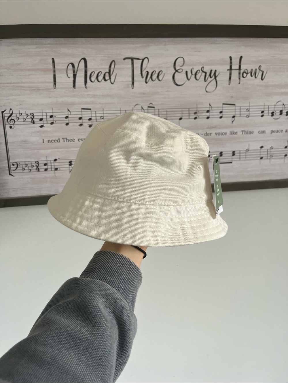 H&M White Cotton Bucket Hat